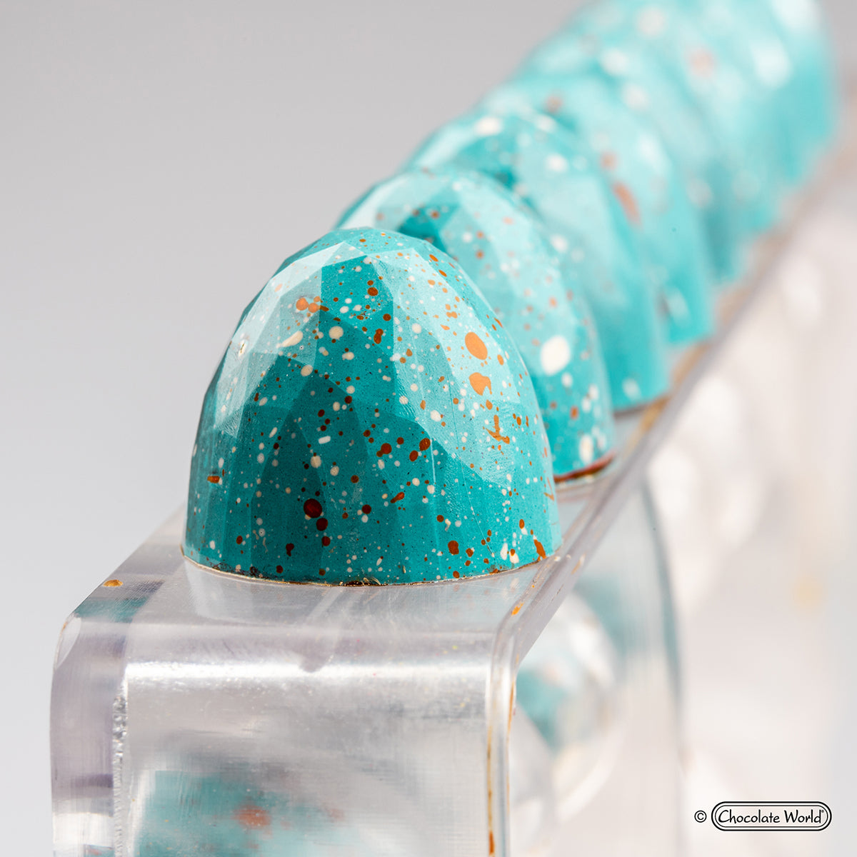 Chocolate mould Bullet facet