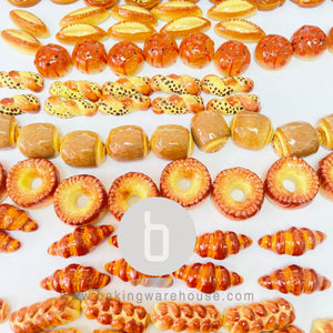 Ceramic feves figuries Hong Kong ship worldwide