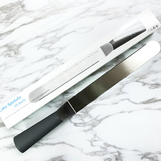 Offset cake spatula